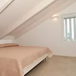 Attico 6 Posti Letto Zona Piazza Aurora 280M Dal Mare